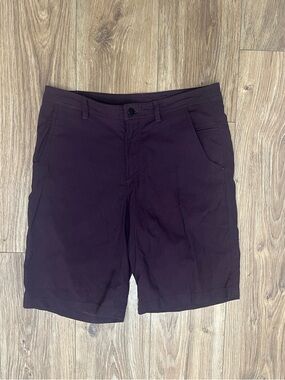 Lululemon Men’s Commission Performance Shorts Deep Plum Sz 34